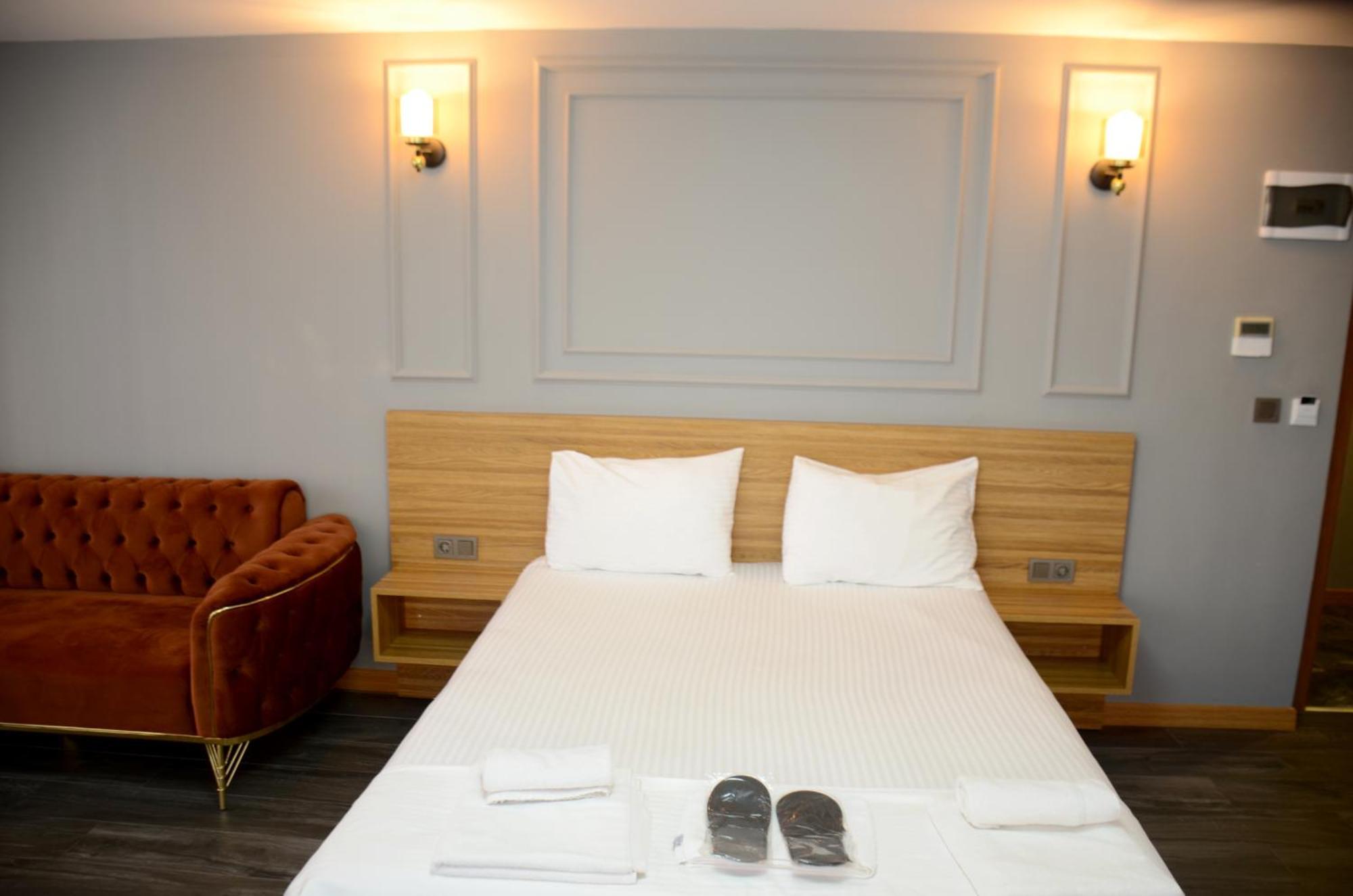 Waves Hotel Istanbul Bagian luar foto